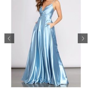 WINDSOR blue prom dress